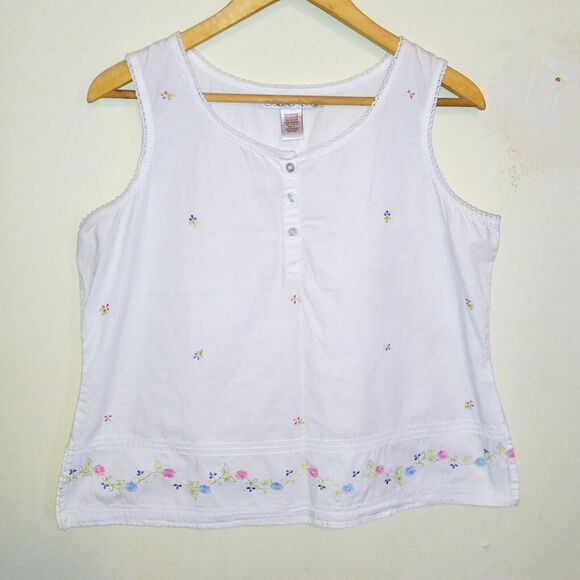 Claires Rose Sleeveless Popover Blouse-Large-Embroidered Flowers-Scoop Neck - Picture 1 of 9